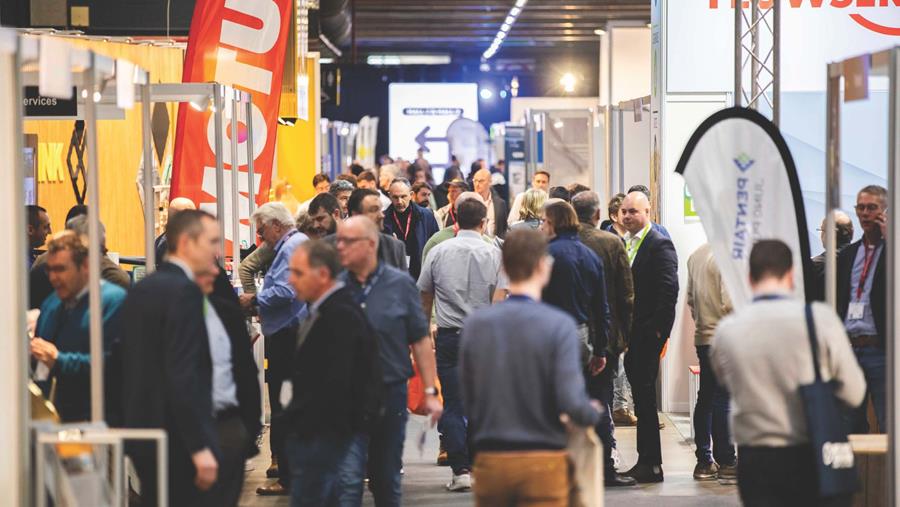 Une offre exhaustive sous un toit: des exposants, des innovations et du réseautage
