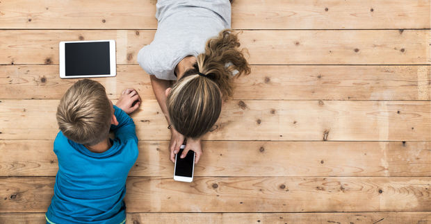 Meer dan twee uur per dag naar een scherm krijgen is nadelig voor het intellect van kinderen